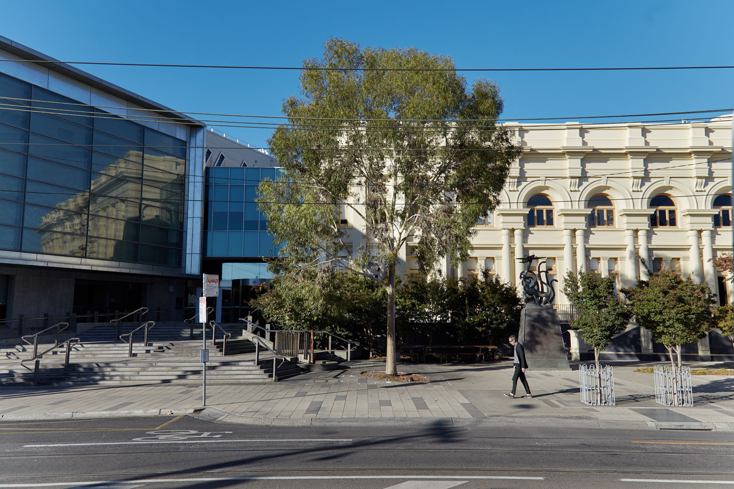 Nina Sanadze, Bollard up the Tree 2019