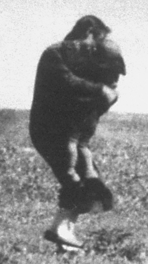 Einsatzgruppen_murder_Jews_in_Ivanhorod,_Ukraine,_1942_(cropped)_great grandma